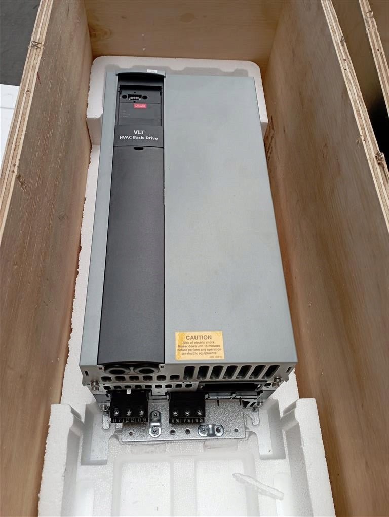 falownik Danfoss VLT AC500P45 45 kW - Sklep Czemar