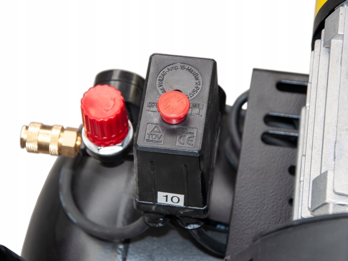 Kompresor Olejowy 100L 10BAR NUAIR 255L/min Pasowy 2KM 230V - Sklep Czemar