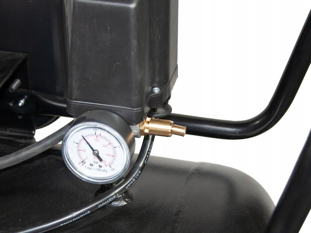 Kompresor olejowy tłokowy z przekładnią 200l 11 bar 4 kW 640l/min Nuair - Sklep Czemar