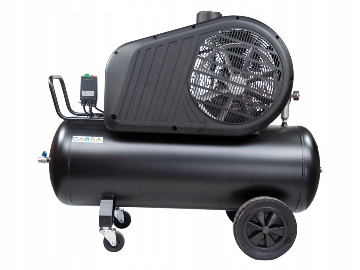 Kompresor olejowy tłokowy z przekładnią 200l 11 bar 4 kW 640l/min Nuair - Sklep Czemar