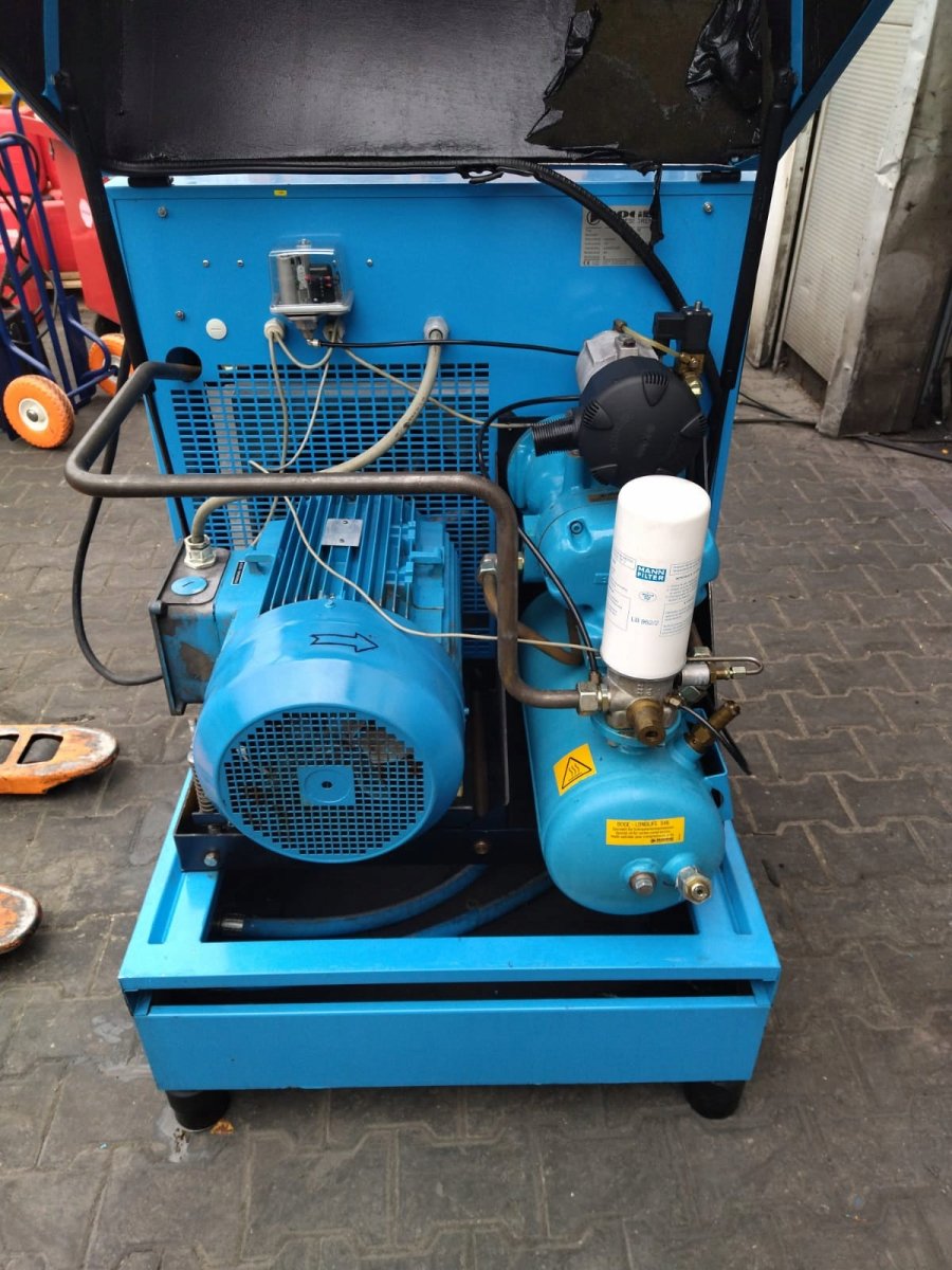 Kompresor Śrubowy BOGE S20 15kW 2,06m³/min 10 bar 2001r - Sklep Czemar