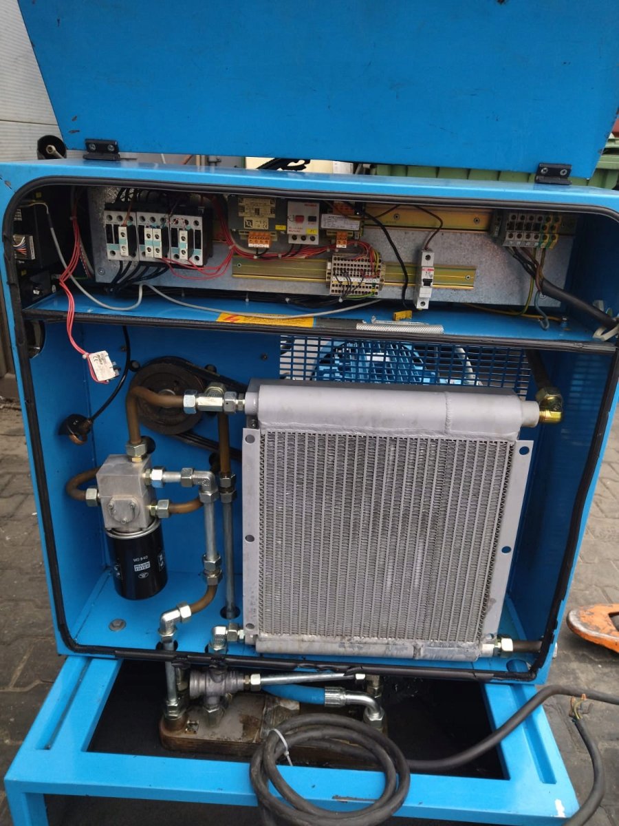 Kompresor Śrubowy BOGE S20 15kW 2,06m³/min 10 bar 2001r - Sklep Czemar