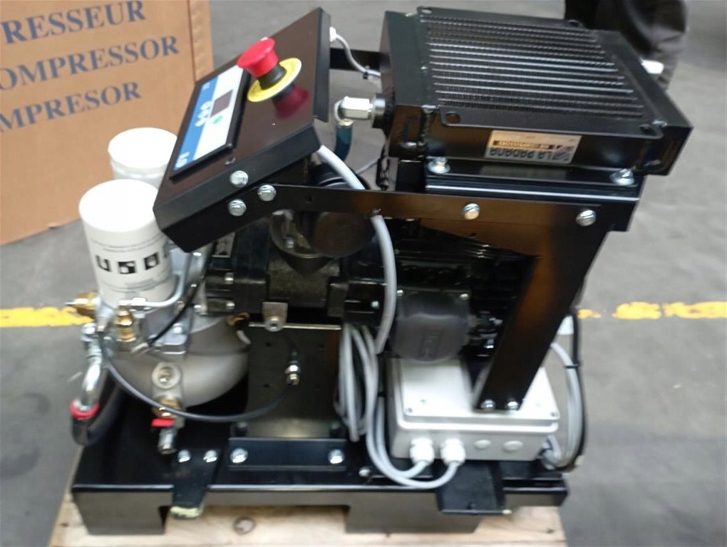 sprężarka śrubowa 3 kW 400 l/min 10 bar - Sklep Czemar