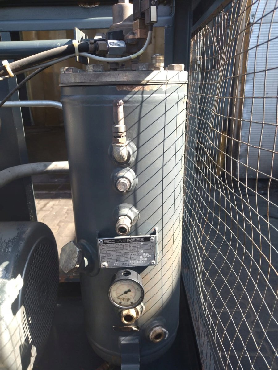 Kompresor Śrubowy Kaeser AS44 30kW 4,35m3/min 8.5 bar 2000r - Sklep Czemar