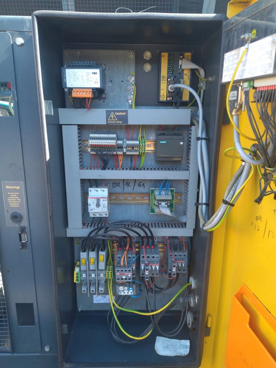Kompresor Śrubowy Kaeser AS44 30kW 4,35m3/min 8.5 bar 2000r - Sklep Czemar