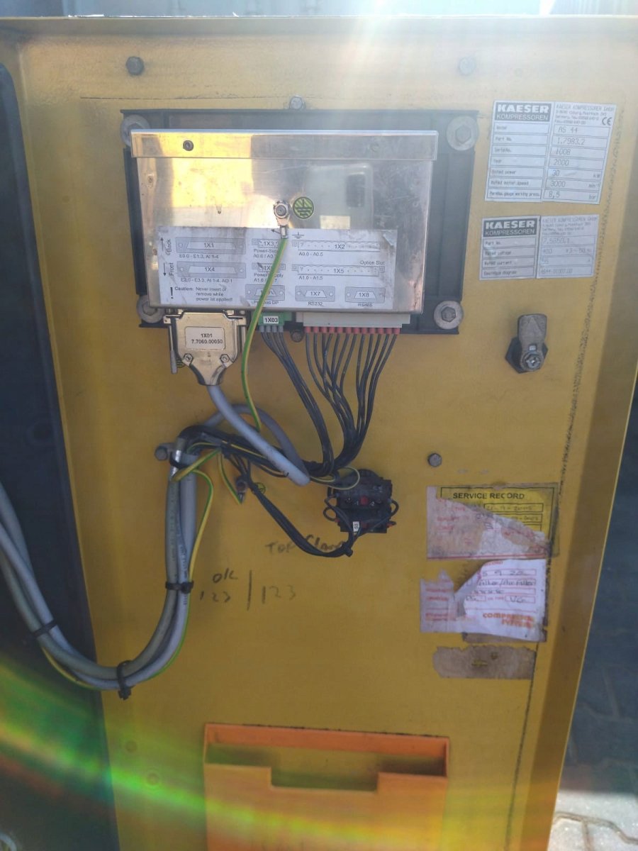 Kompresor Śrubowy Kaeser AS44 30kW 4,35m3/min 8.5 bar 2000r - Sklep Czemar