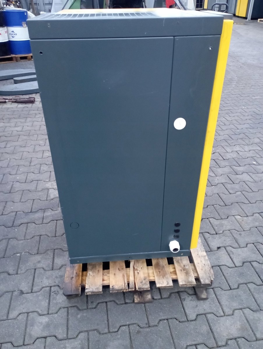 Kompresor Śrubowy KAESER SK24 15kW 2020 L/min 8 bar 2006r - Sklep Czemar