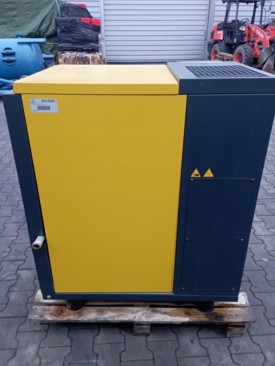 Kompresor Śrubowy KAESER SK24 15kW 2020 L/min 8 bar 2006r - Sklep Czemar