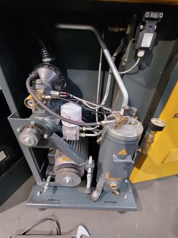 Kompresor Śrubowy KAESER SM12 7,5kW 1200L/min 8 bar 2007r - Sklep Czemar