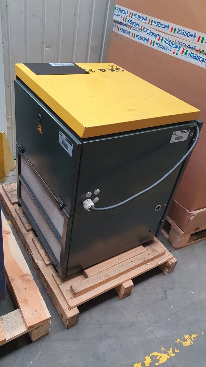 Kompresor Śrubowy KAESER SX4 3kW 0,42m³/min 8 bar - Sklep Czemar