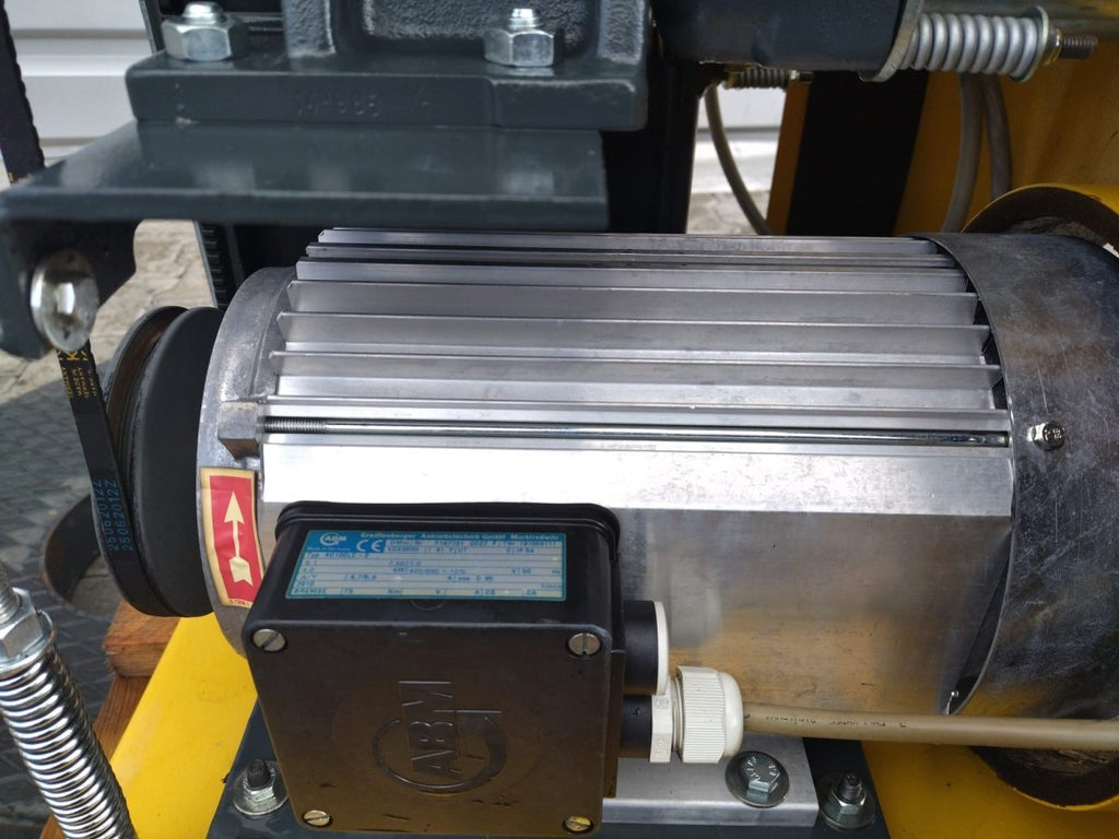 kompresor srubowy kaeser sx6 4kw 0.44m3 min 10bar 400v - Sklep Czemar