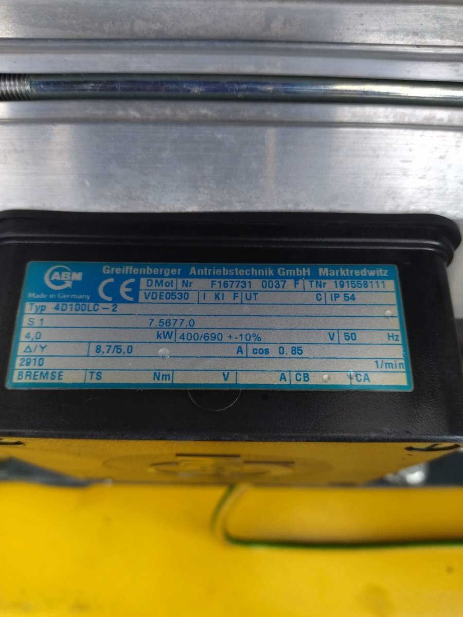 kompresor srubowy kaeser sx6 4kw 0.44m3 min 10bar 400v - Sklep Czemar