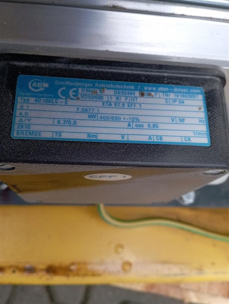 Kompresor Śrubowy KAESER SX6 4kW 0,75m3/min 7,5 bar - Sklep Czemar