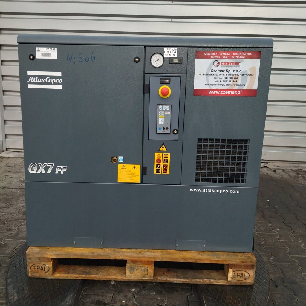 Kompresor śrubowy 7,5 kW z osuszaczem GX7FF