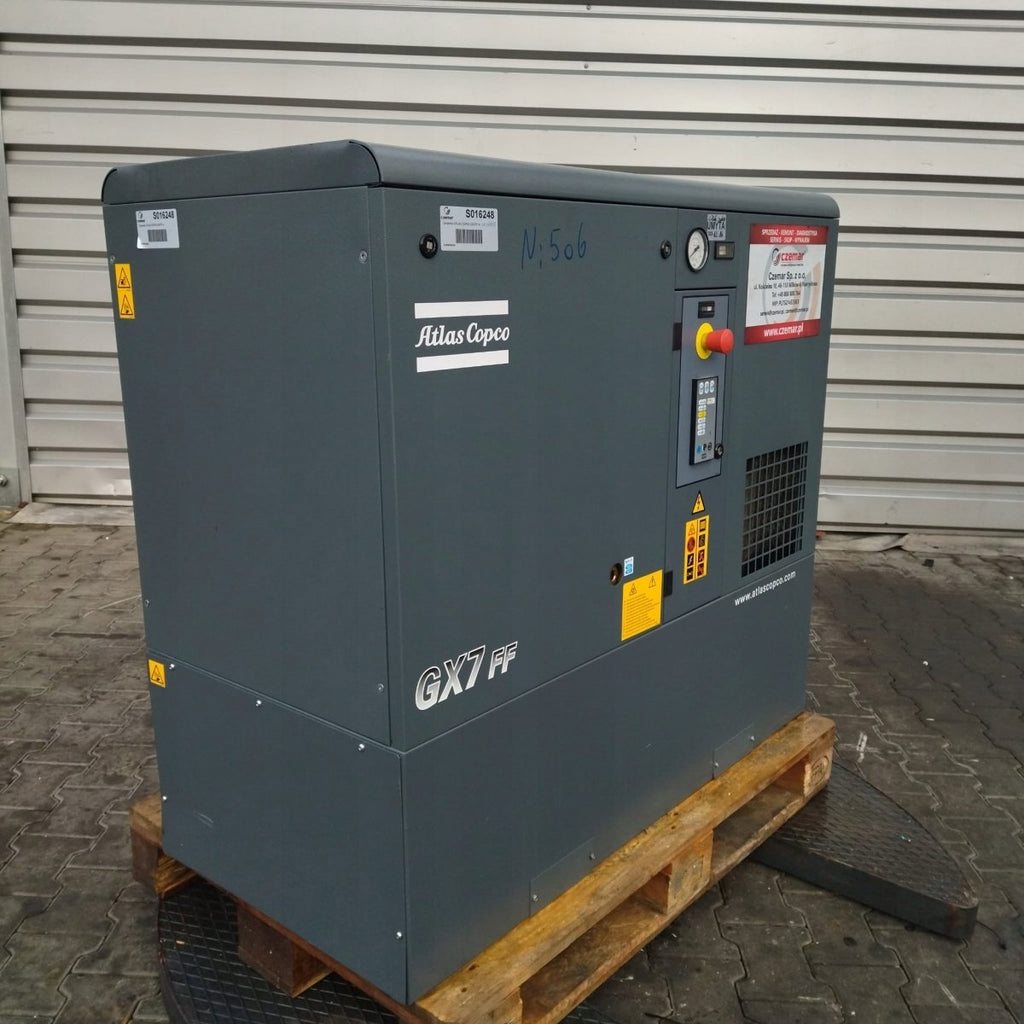 Kompresor śrubowy 7,5 kW z osuszaczem GX7FF
