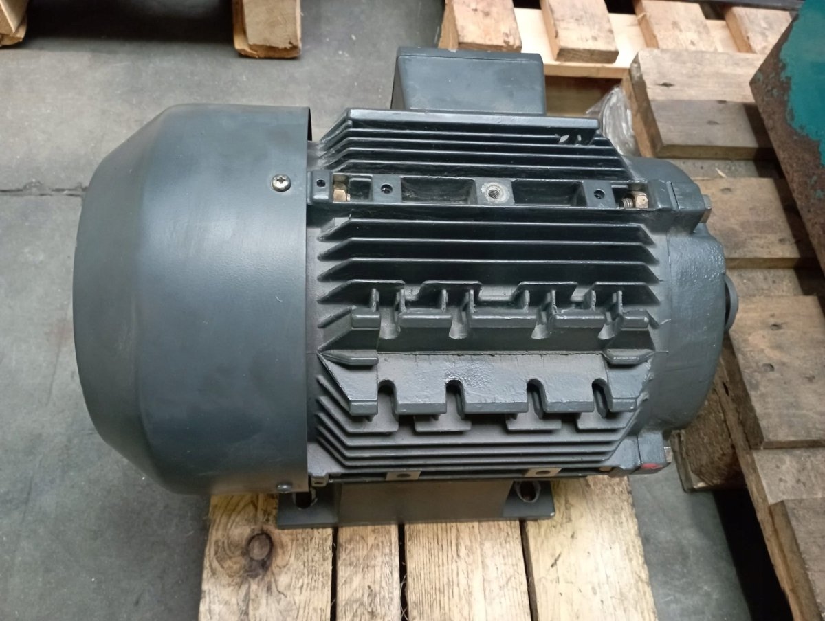 silnik elektryczny 11 kW- Sklep Czemar