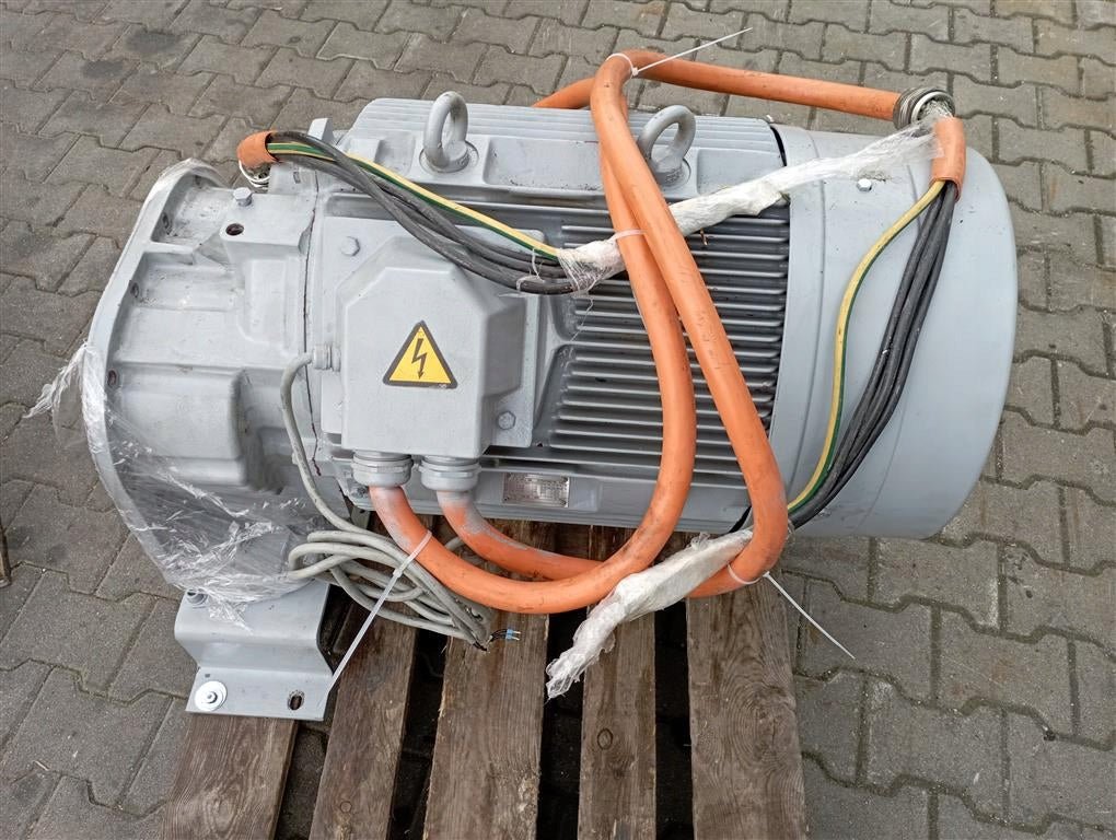 Silnik elektryczny Siemens 75kW 1LG6 258 - 4AA99 - Z 250Mb - sprawny - Sklep Czemar