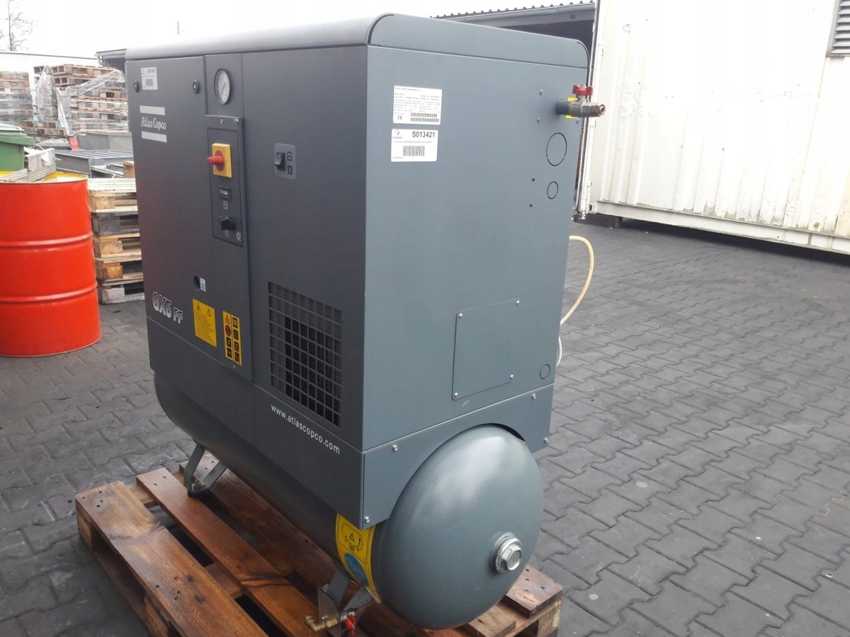 Sprężarka ATLAS COPCO GX5FF 5,5kW 0,6m3/min wbud.osuszacz, zbiornik 200L - Sklep Czemar