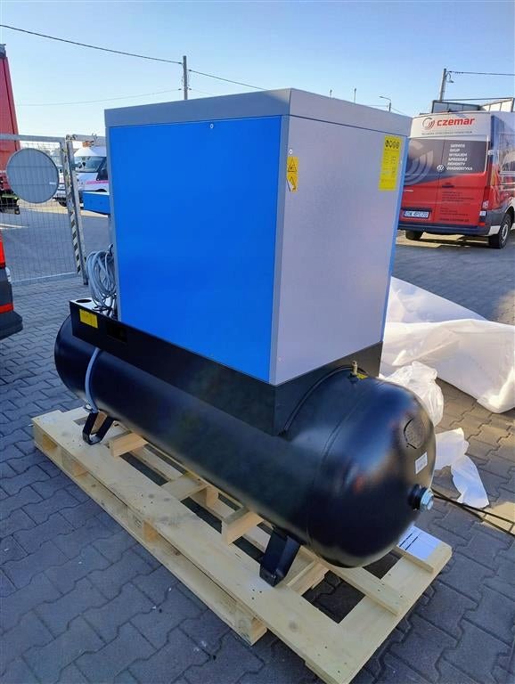 kompresor srubowy 7.5kw 1m3 min 10bar 400v - Sklep Czemar