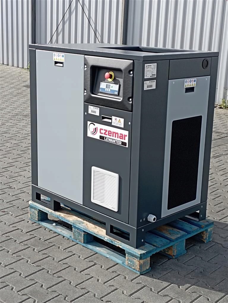 Sprężarka śrubowa kompresor CZEMAR LEWANTER 22/10 22kW 3.0m³/min 10 Bar - Sklep Czemar