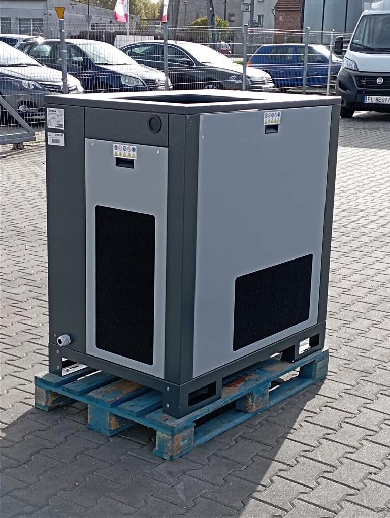 Sprężarka śrubowa kompresor CZEMAR LEWANTER 22/10 22kW 3.0m³/min 10 Bar - Sklep Czemar